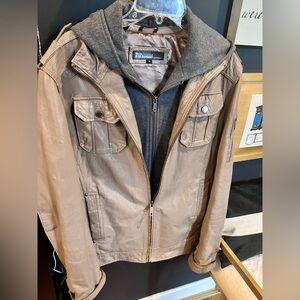 7 Diamonds Leather Jacket with detachable hoodie Mens Sz M. Excellent Condition